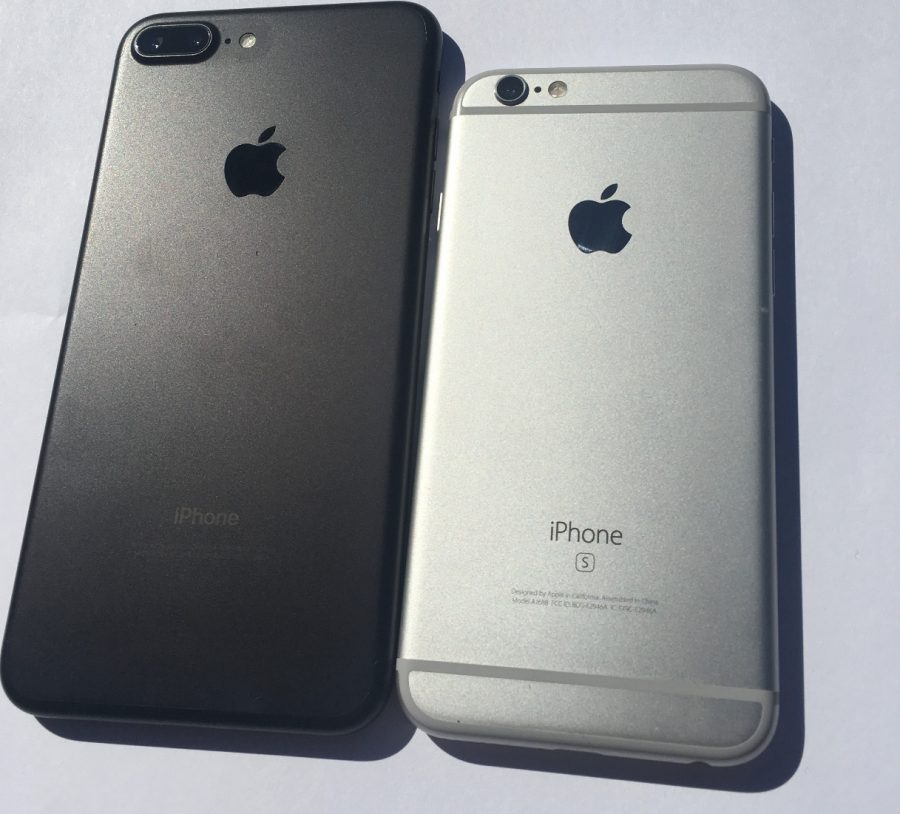 Side by side comparison from iPhone 7 plus to the iPhone 6.