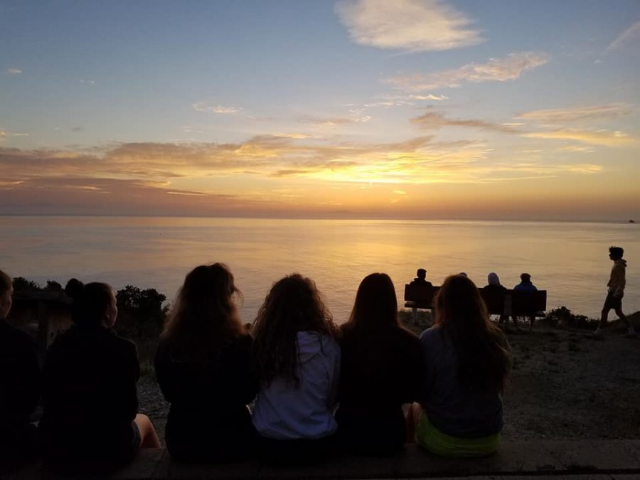 Science classes receive hands on learning during trip to Catalina island