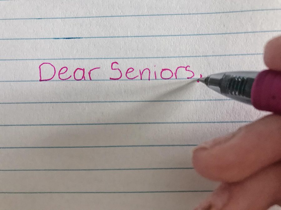 An email came out to seniors explaining plans for end of the school year.