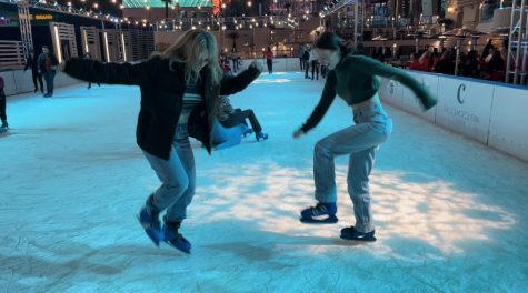 The Cosmopolitan offers ice skating , as well as fireplace rentals for an experience worth trying. 